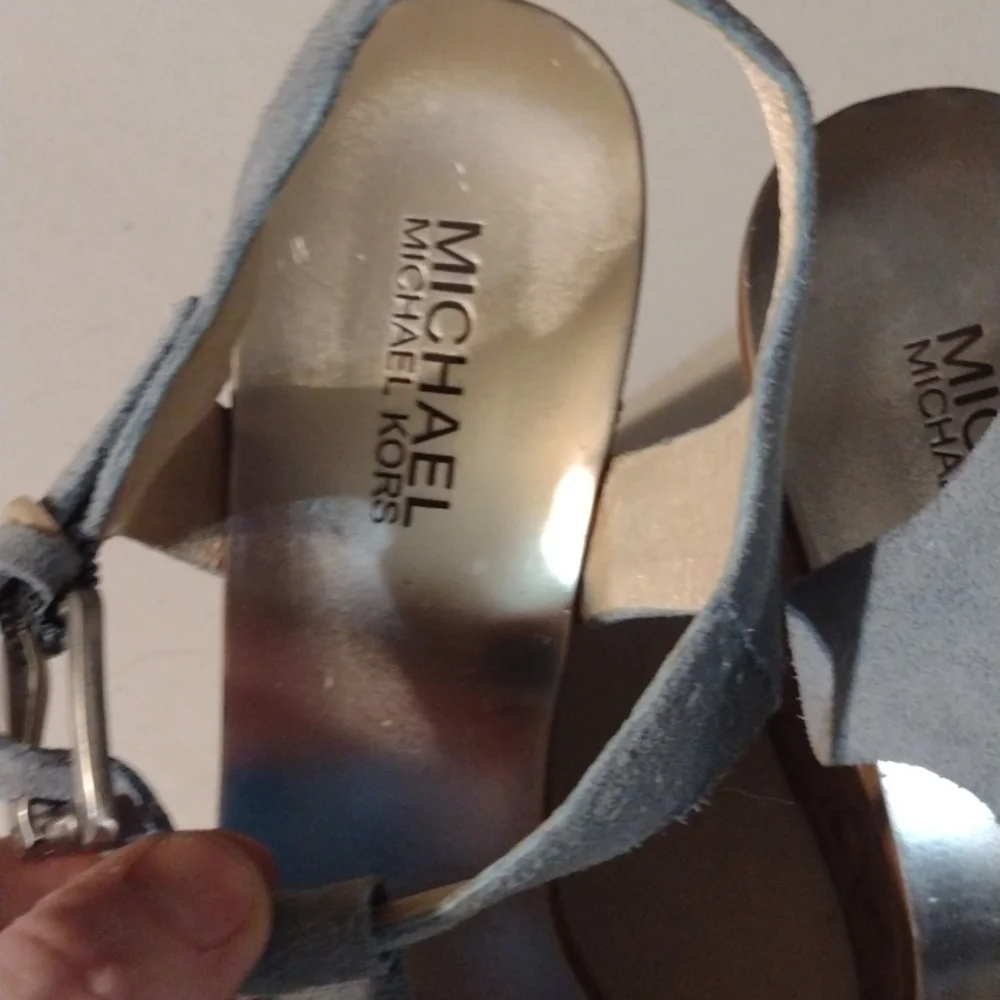 Michael by Michael kors blue wedged sandal size 9 and 1/2